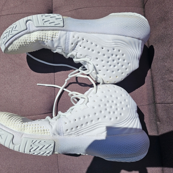 Under Armour basketball shoes - Picture 8 of 8